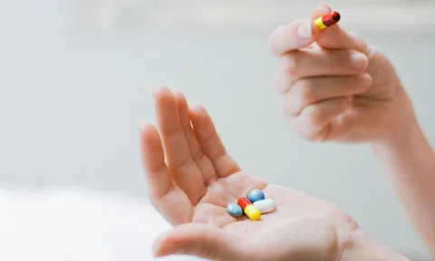 Điểm mặt những loại vitamin thiết yếu cho chị em phụ nữ trong 6 giai đoạn