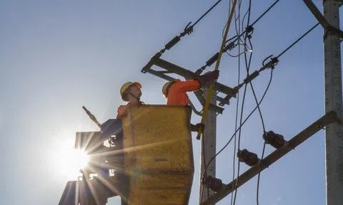 Ngành sản xuất thiệt hại ra sao khi EVN tăng 3% giá điện?