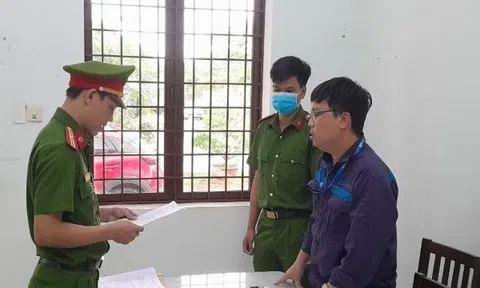 Bắt nhân viên sân bay lừa "chạy" việc để chiếm đoạt tiền