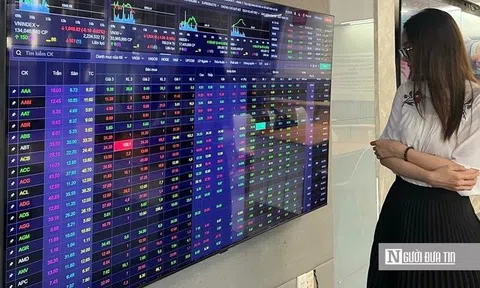 Lăng kính chứng khoán 22/5: Thị trường dao động cao nhất ở mức 1.120