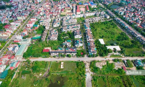 Đại gia địa ốc "còng lưng" trả hàng nghìn tỷ đồng lãi vay