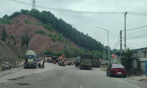 Chấm dứt việc dân dựng lều bạt, ngăn không cho xe tải ra vào cảng biển