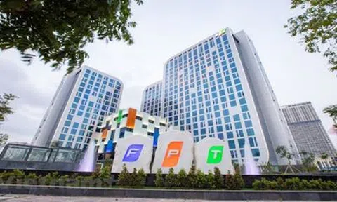 Giá cổ phiếu gần trở lại đỉnh, Phó chủ tịch FPT Bùi Quang Ngọc đăng ký bán 4 triệu cổ phiếu