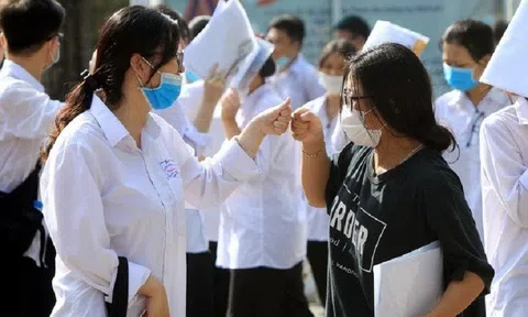 Tỉ lệ đỗ tốt nghiệp THPT 2023 ở nhiều địa phương đạt gần 100%