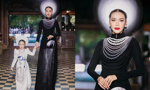 Minh Tú quyền lực mở màn cho toàn bộ show Trăng Là của NTK Đinh Văn Thơ