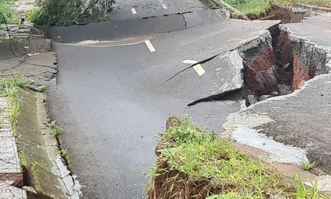 Đường Hồ Chí Minh qua tỉnh Đắk Nông tiếp tục sạt trượt nghiêm trọng