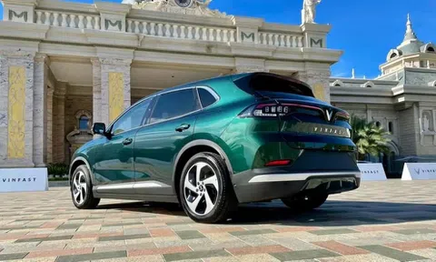 VinFast mất gần 60% vốn hóa sau 4 phiên giao dịch