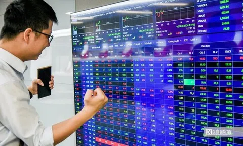 Lăng kính chứng khoán 3/11: Đà tăng có thể duy trì?