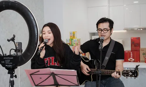 Trà Ngọc Hằng được người hâm mộ yêu cầu hát bolero liên tục 2 tiếng đồng hồ