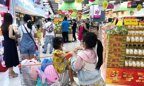 Ban Bí thư yêu cầu ổn định giá cả, hàng thiết yếu; nghiêm cấm biếu, tặng quà Tết cho lãnh đạo các cấp dưới mọi hình thức