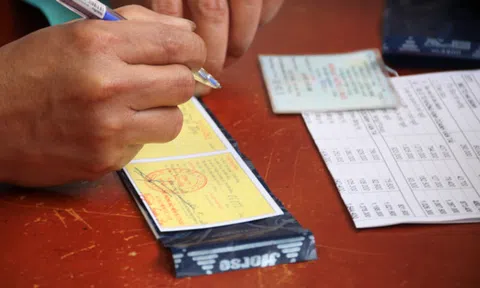 Bộ Tài chính giải trình về đề xuất bỏ bảo hiểm bắt buộc với xe máy