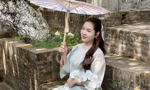 BST áo dài lấy cảm hứng từ sương sớm trên hoa dành riêng cho phụ nữ dáng người đầy dặn
