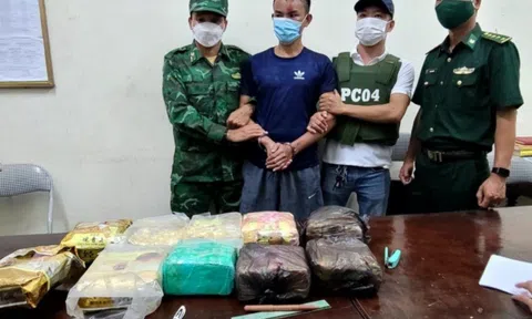 Bắt gã đàn ông nhận 50 triệu tiền công để vận chuyển 10kg ma túy