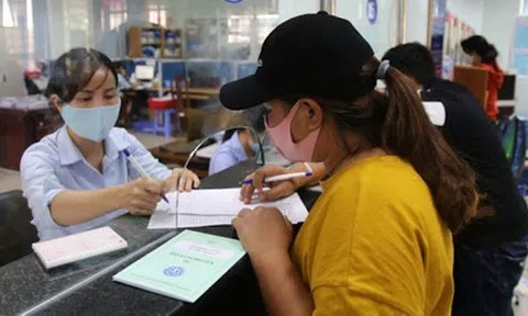 Hà Nội hỗ trợ người nghèo, cận nghèo tham gia BHXH tự nguyện