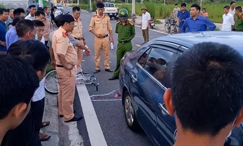 Tông cháu bé 5 tuổi tử vong, nữ học viên và thầy dạy lái xe bị khởi tố
