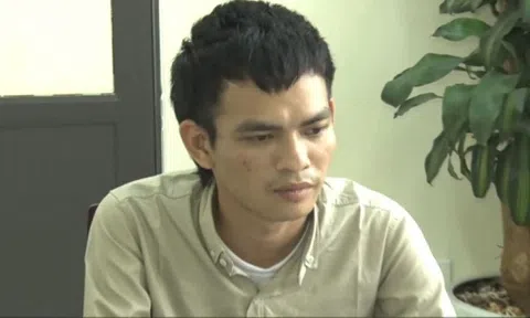 Bắt kẻ bị ngăn cấm yêu giở trò "khủng bố" gia đình bạn gái “nhí”