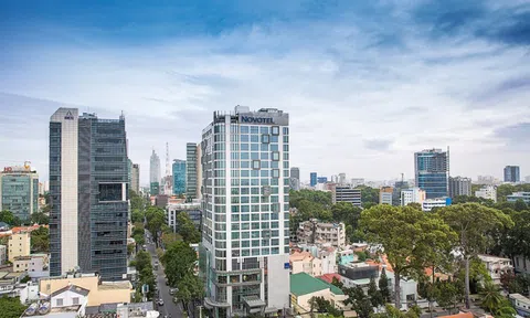 Chủ khách sạn Novotel Saigon Centre lỗ nặng, vốn chủ âm hơn 900 tỷ đồng