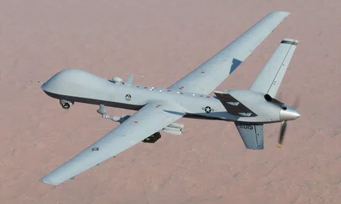 Clip: Máy bay trinh sát MQ-9 Reaper của Mỹ bị Houthi bắn hạ ở Yemen