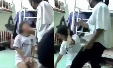 Nữ sinh lớp 10 bị bạn bắt quỳ gối, tát liên tiếp vào mặt