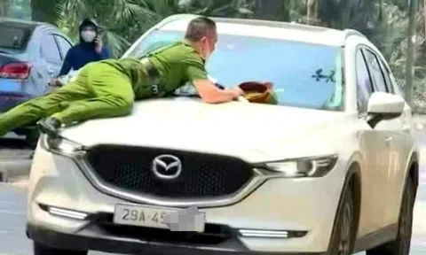 Tài xế hất cảnh sát lên nắp capo ở Hà Nội dương tính với ma túy, không có bằng lái