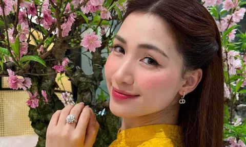 Hòa Minzy phản ứng khi bị nói "đám cưới nào cũng có mặt"