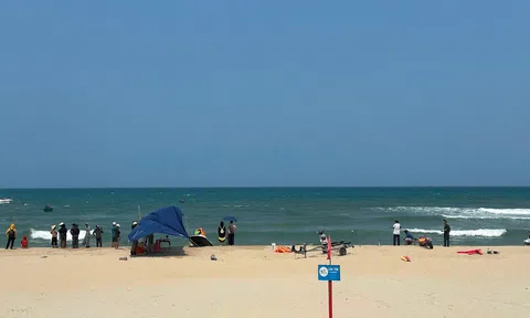 Tìm kiếm anh em sinh đôi mất tích khi đi tắm biển ở Đà Nẵng