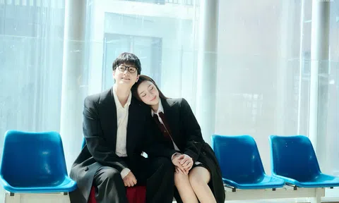 Quỳnh Kool gửi lời nhắn đặc biệt đến Huỳnh Anh trong bộ ảnh đẹp "lụi tim" không thua kém phim Hàn