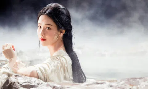 Ngoài Cúc Tịnh Y, Nguyệt Lân Ỷ Kỷ còn một nàng hồ ly khác cuốn hút không kém, là "ánh trăng sáng" trong lòng khán giả