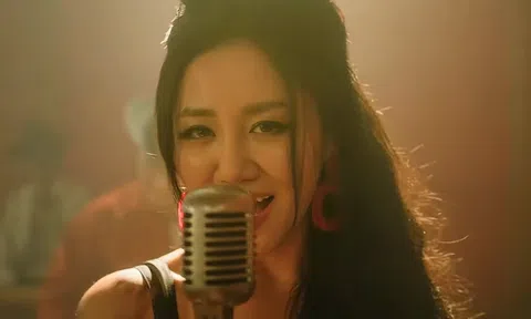 Sau khi "quậy đục nước" phim Tết Trấn Thành, Văn Mai Hương hội ngộ 2 "chị đại" Hồng Ánh, Thanh Hằng