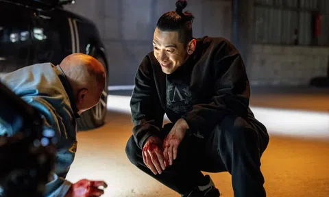 Rain lần đầu làm phản diện sau 24 năm: Về nhà bị Kim Tae Hee “chỉnh đốn” vì quá đáng sợ