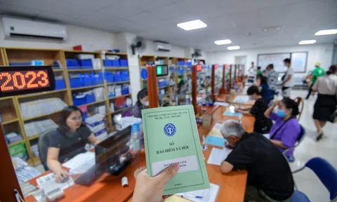 3 phương án được đề xuất nâng mức đóng bảo hiểm y tế