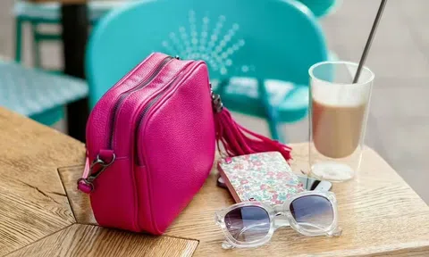 1 món đồ ai cũng dùng hàng ngày hóa ra còn bẩn hơn bồn cầu, chứa vi khuẩn gây hại