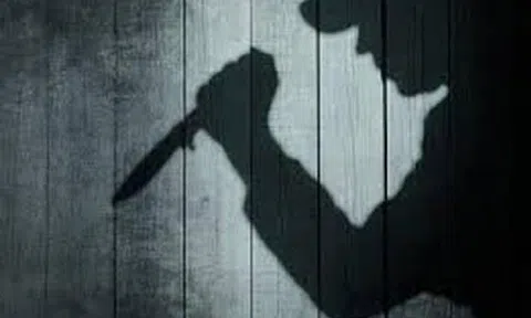 Phẫn nộ cảnh mẹ bị sát hại trước con trai 5 tháng, người đi đường dửng dưng bỏ mặc