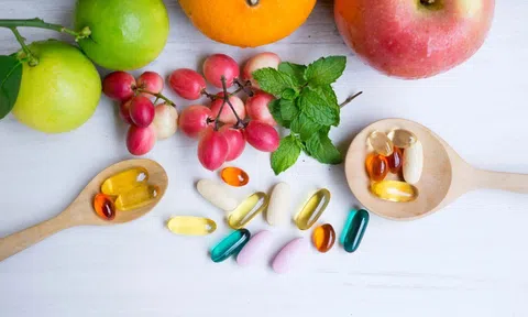 Người đàn ông 52 tuổi sống lành mạnh bỗng bị suy gan, bác sĩ cảnh báo không được dùng 1 thứ bừa bãi