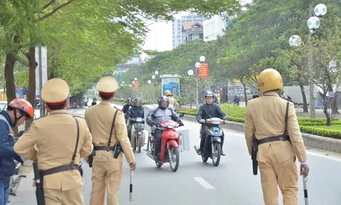 Từ 15/2/2025: Dù không vi phạm vẫn phải dừng xe để CSGT kiểm tra trong 4 trường hợp này, ai cũng cần nắm rõ