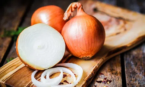 1 loại rau rẻ tiền bán đầy chợ tốt như 'thần dược', là 'khắc tinh' của 3 bệnh mạn tính phổ biến, nhiều người lại không biết