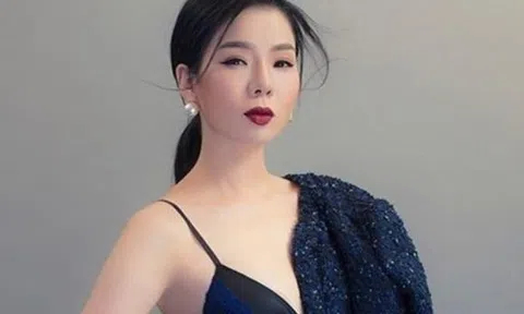 Lệ Quyên bị "bóc" lỗi chính tả sai be bét khi đăng triết lý sống