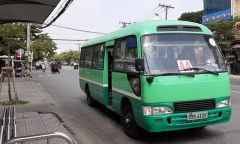 Xe khách liên tỉnh, taxi, xe công nghệ ở TP.HCM tạm dừng hoạt động