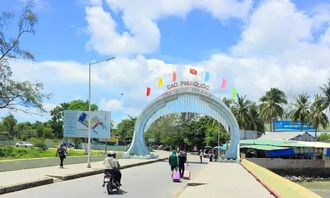 Phú Quốc dự kiến đón khách quốc tế từ ngày 20/11 thông qua "Hộ chiếu vắc-xin"