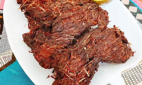 Làm thịt bò khô bằng nồi chiên không dầu cực đơn giản