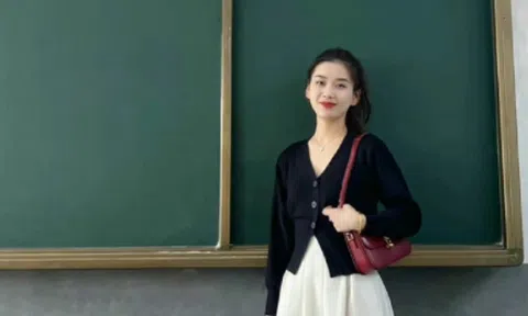 Cô giáo xinh như hot girl khiến dân tình bấn loạn, trang phục đi dạy càng gây chú ý