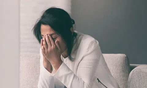 Ngày biết chồng cũ chuẩn bị cưới vợ mới, tôi không khóc – cho đến khi con hỏi một câu khiến tôi chết lặng