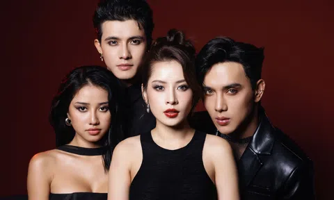 "Người mặt trời" hé lộ bộ poster và truyện tranh riêng, liệu có hot như manga Nhật Bản?