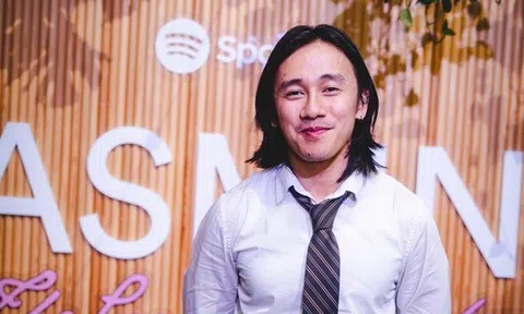 Thầy giáo kiêm rocker gốc Việt, Monet Ngô tìm kiếm chất liệu từ quê hương miền Trung cho âm nhạc của mình