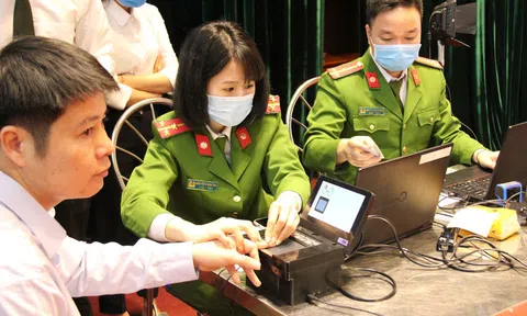 8 chính sách mới có hiệu lực từ tháng 6/2022 bạn cần biết: Dừng giảm lệ phí làm CCCD gắn chip