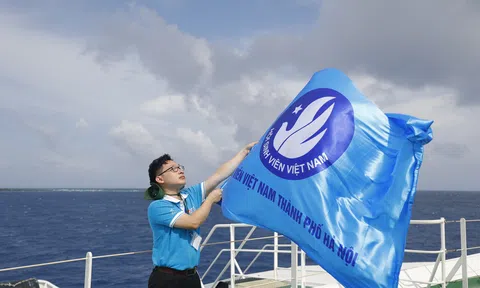 Khát vọng truyền cảm hứng cho người khuyết tật của chàng trai khiếm thị đa tài