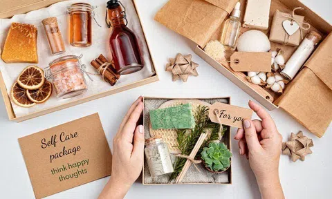 6 món quà ngày 8/3 có 1-0-2 chắc chắn khiến nàng cười cả ngày