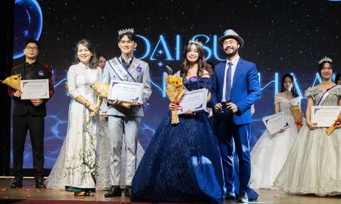 Bầu không khí bùng nổ trong đêm Chung kết Đại sứ Chuyên Sư phạm