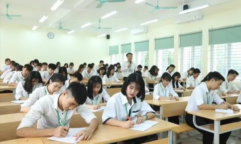 Những đối tượng và ngành học được miễn, giảm học phí năm học 2024-2025