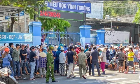 Nhiều học sinh ở Nha Trang nhập viện nghi ngộ độc, một em tử vong chưa rõ nguyên nhân